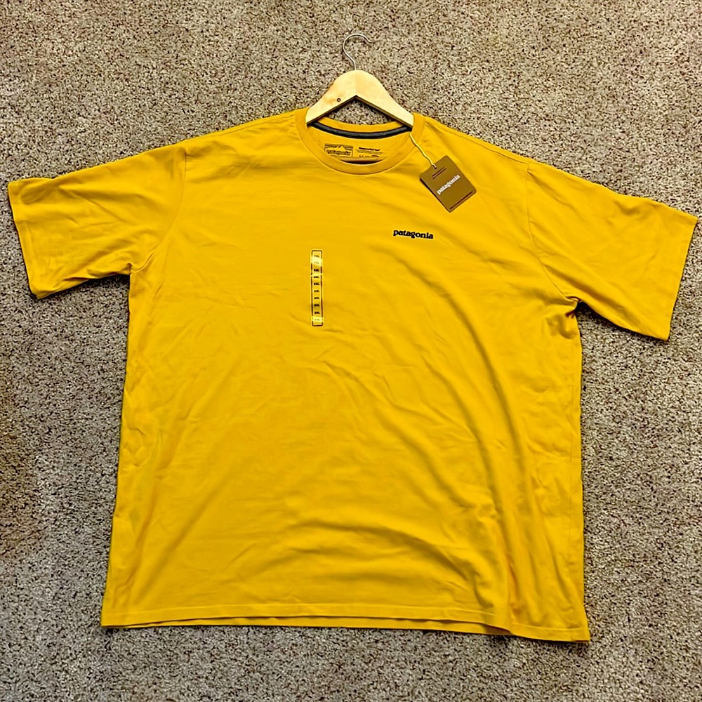 Patagonia mens P6 logo Responsibili-Tee